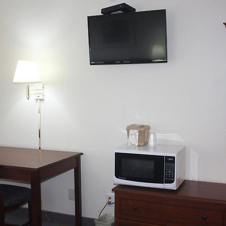 Main Street Lodge And Suites 포트휴런 외부 사진