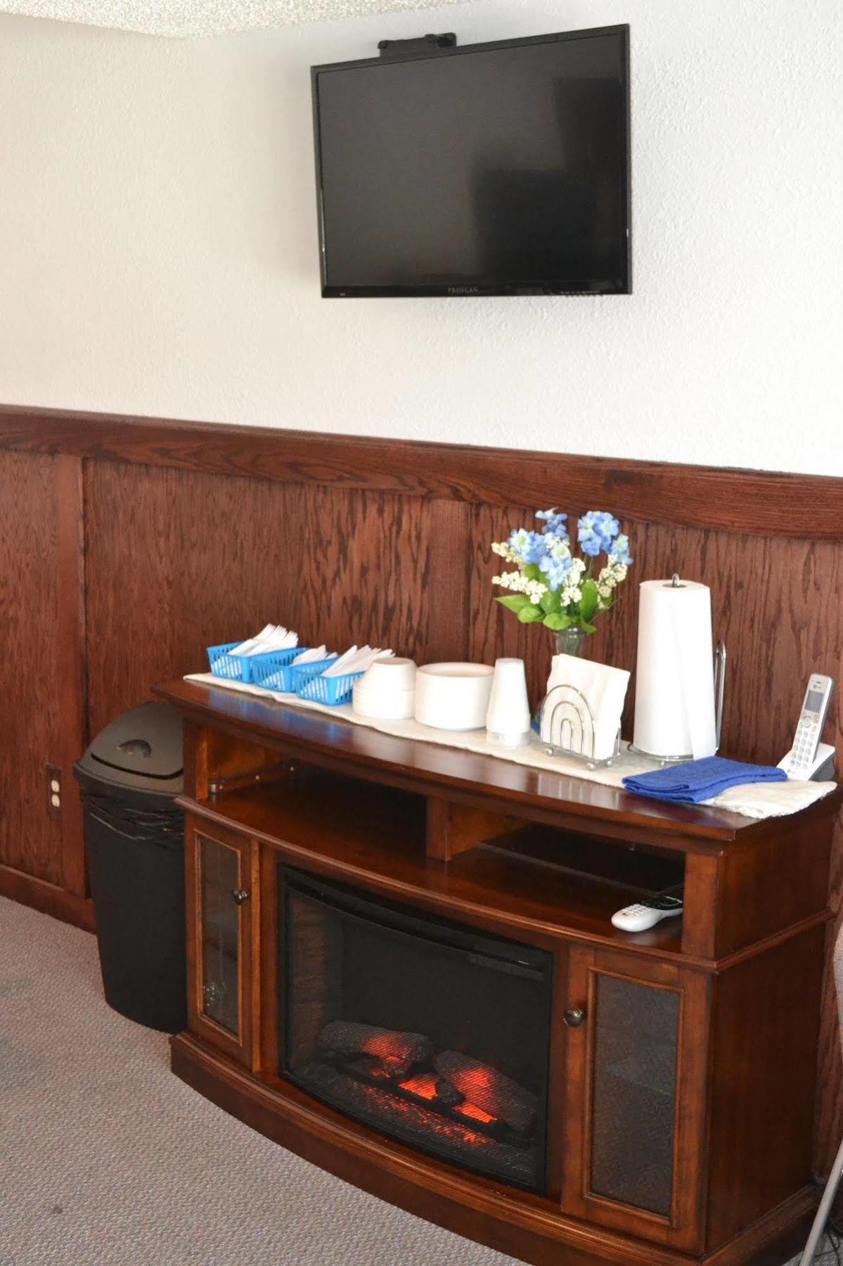 Main Street Lodge And Suites 포트휴런 외부 사진